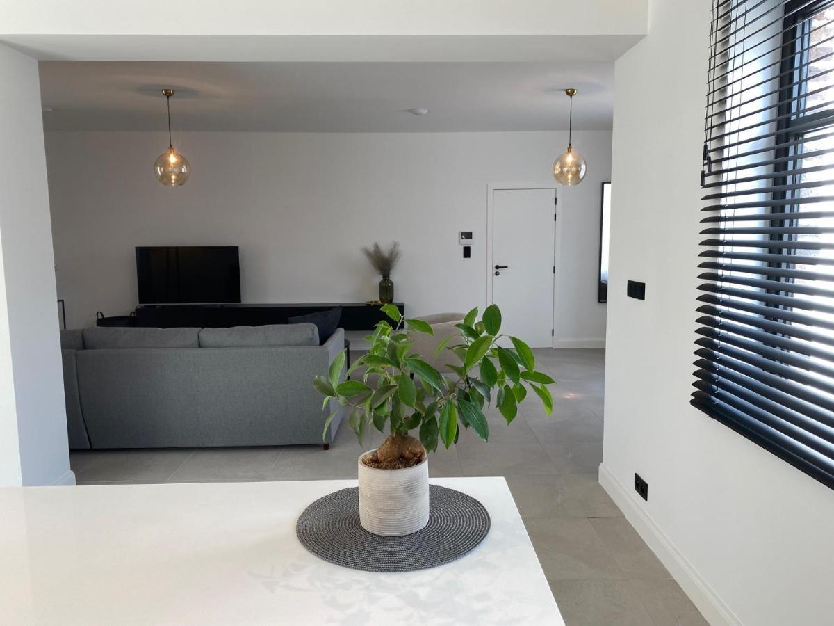 Luna Logies Lanaken Exterior photo